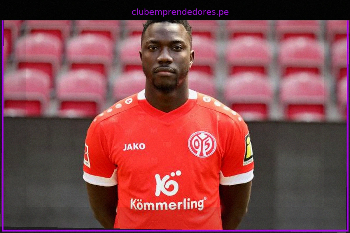 Silas regresa parcialmente a los entrenamientos del Mainz tras grave fractura de pierna