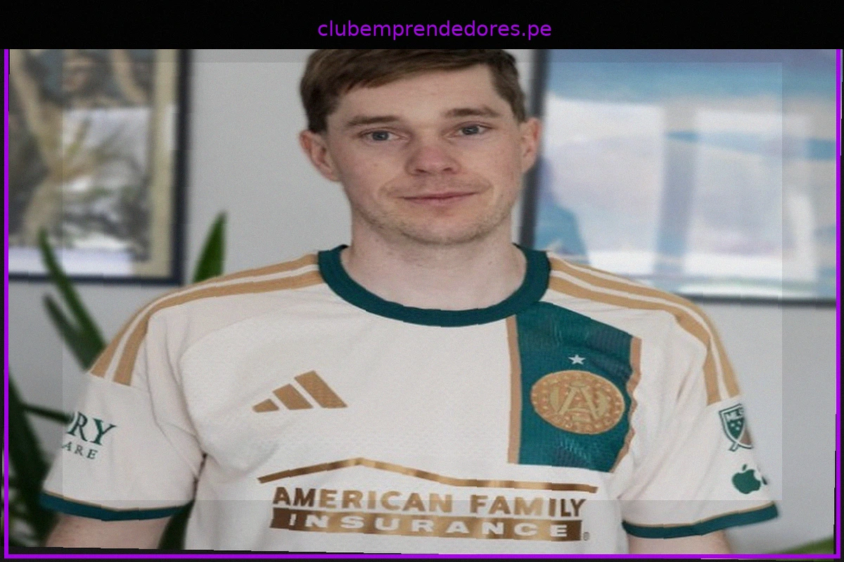 La Camiseta Alterna del Toulouse 26-27 Presenta una Tipografía Personalizada Espectacular