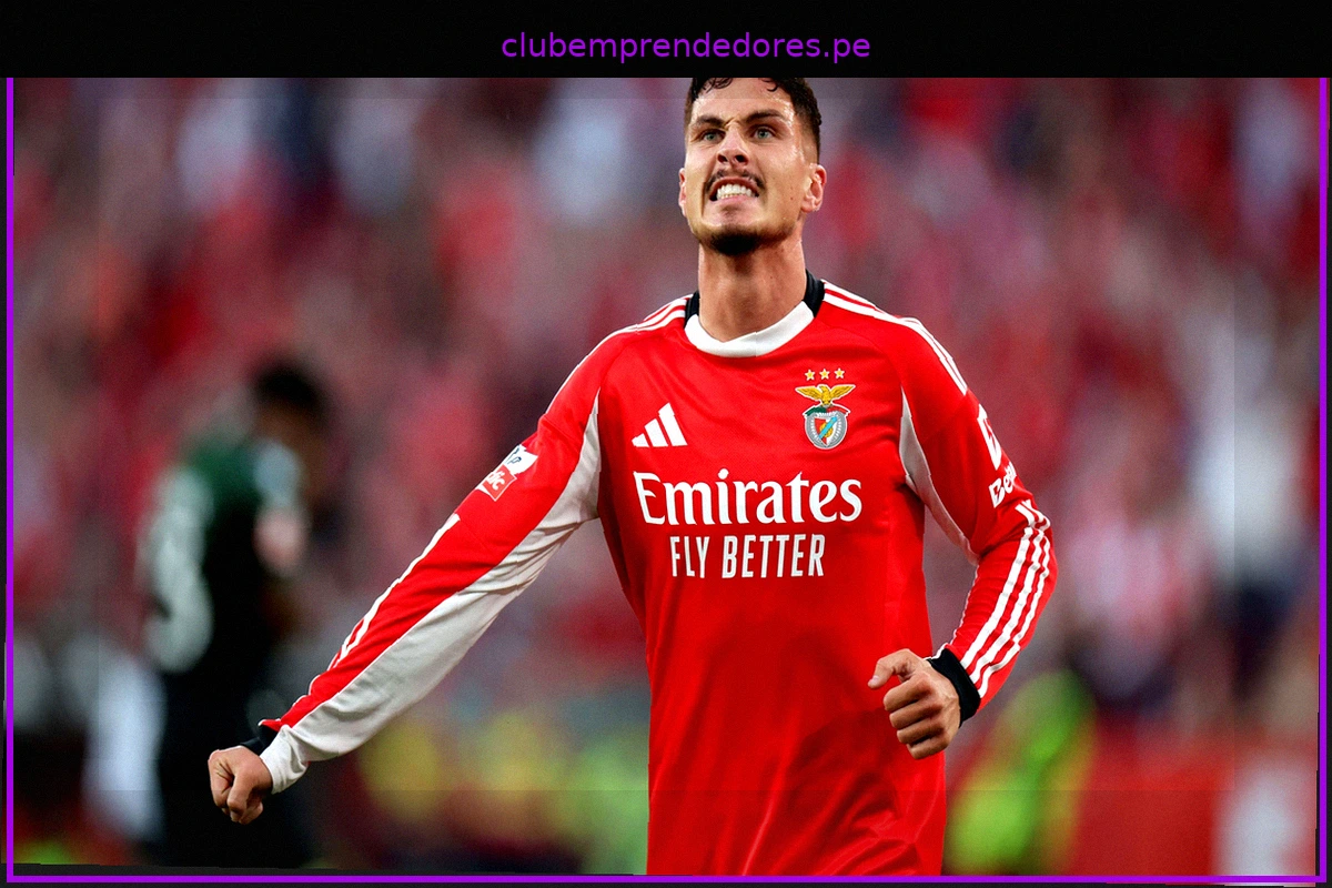 Lazio: Acuerdo con Benfica por Ivanovic, ¿desiste de Giménez?