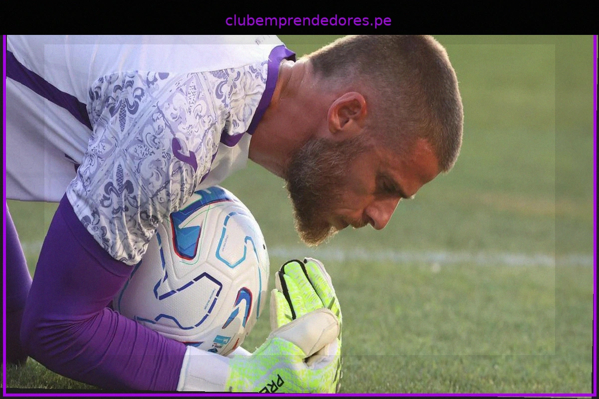De Gea: Es vital entender la importancia de jugar para la Fiorentina. ¿Kean? La situación influye, pero todos tienen problemas de mercado