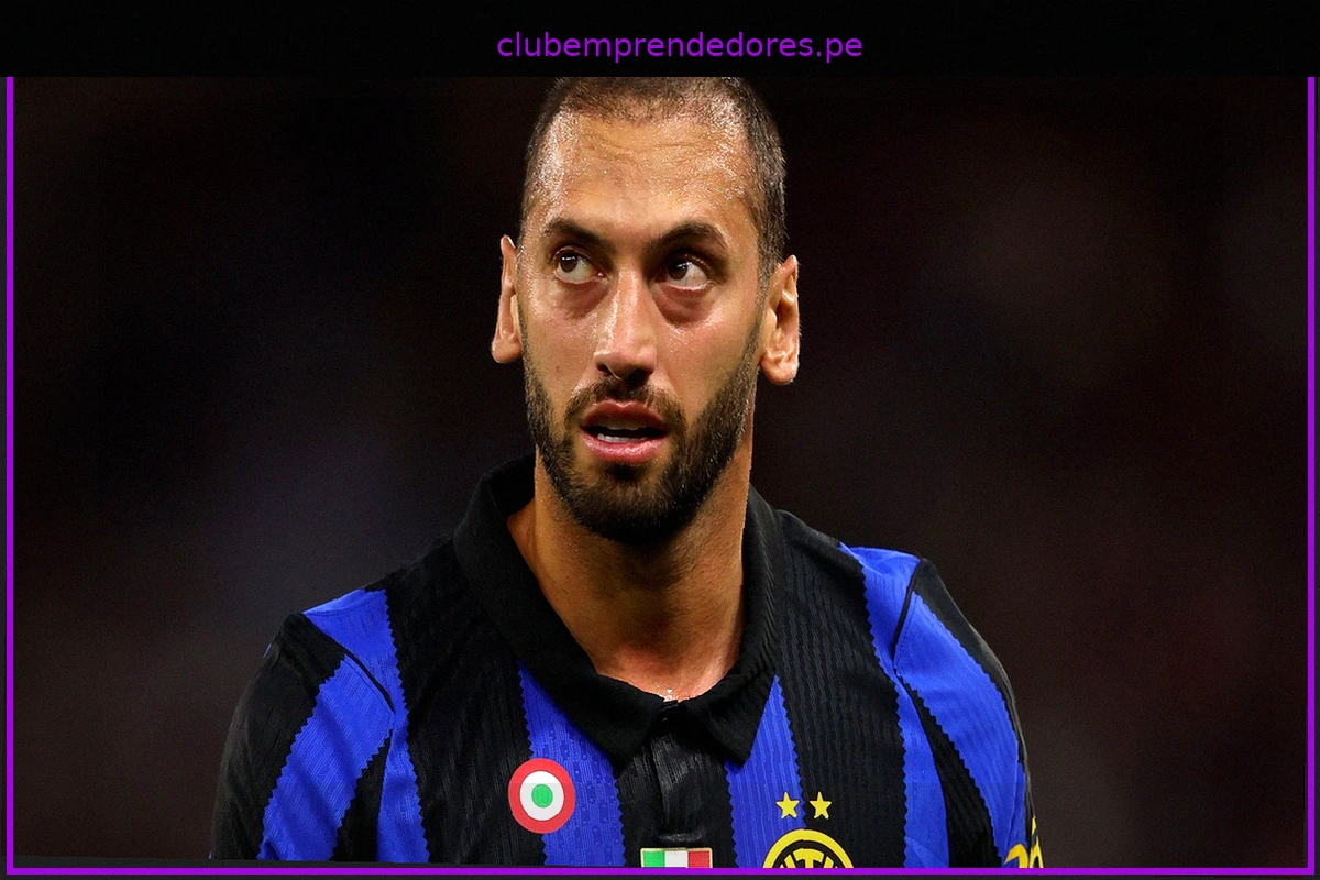 Calhanoglu: El penalti para el Milan no existió, todos lo vieron